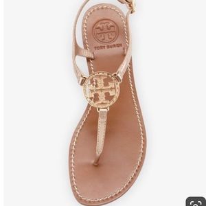 Tory Burch Logo Thong Sandal, Rose Gold size 7